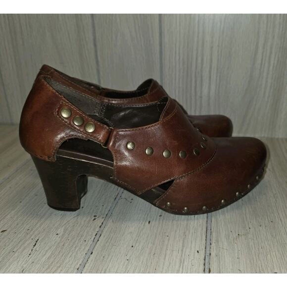 Dansko Ryders Brown Leather Clogs Studded Wood Block Heel Platform Size 9 Boho - Picture 1 of 11